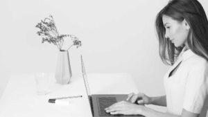 about1.jpg